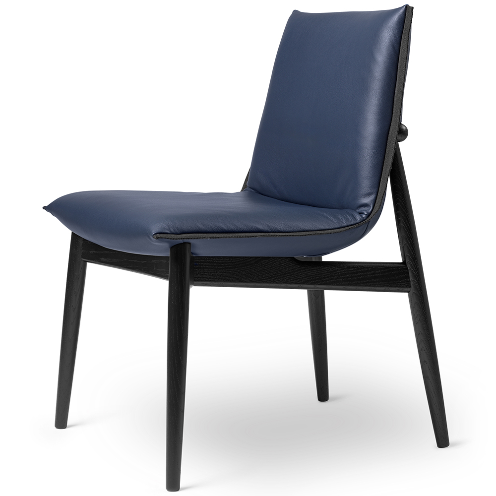 E004 Embrace Chair Armless