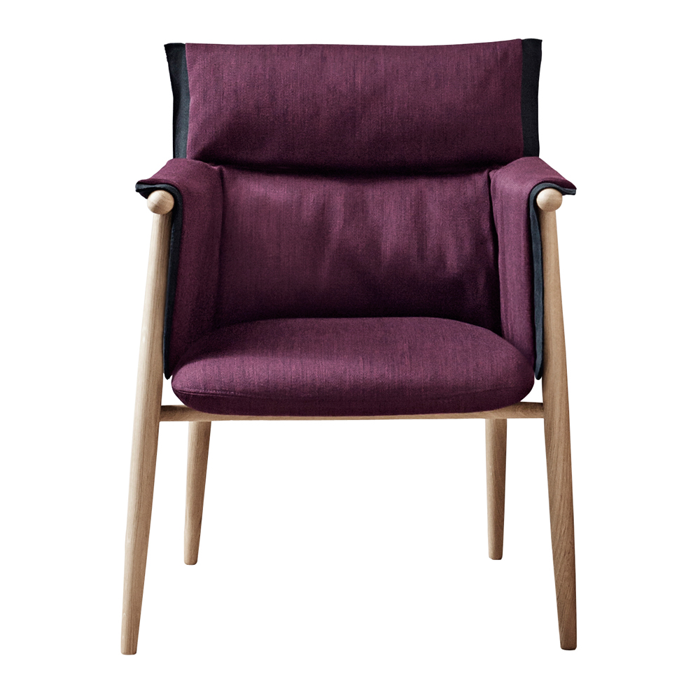 E005 Embrace Chair