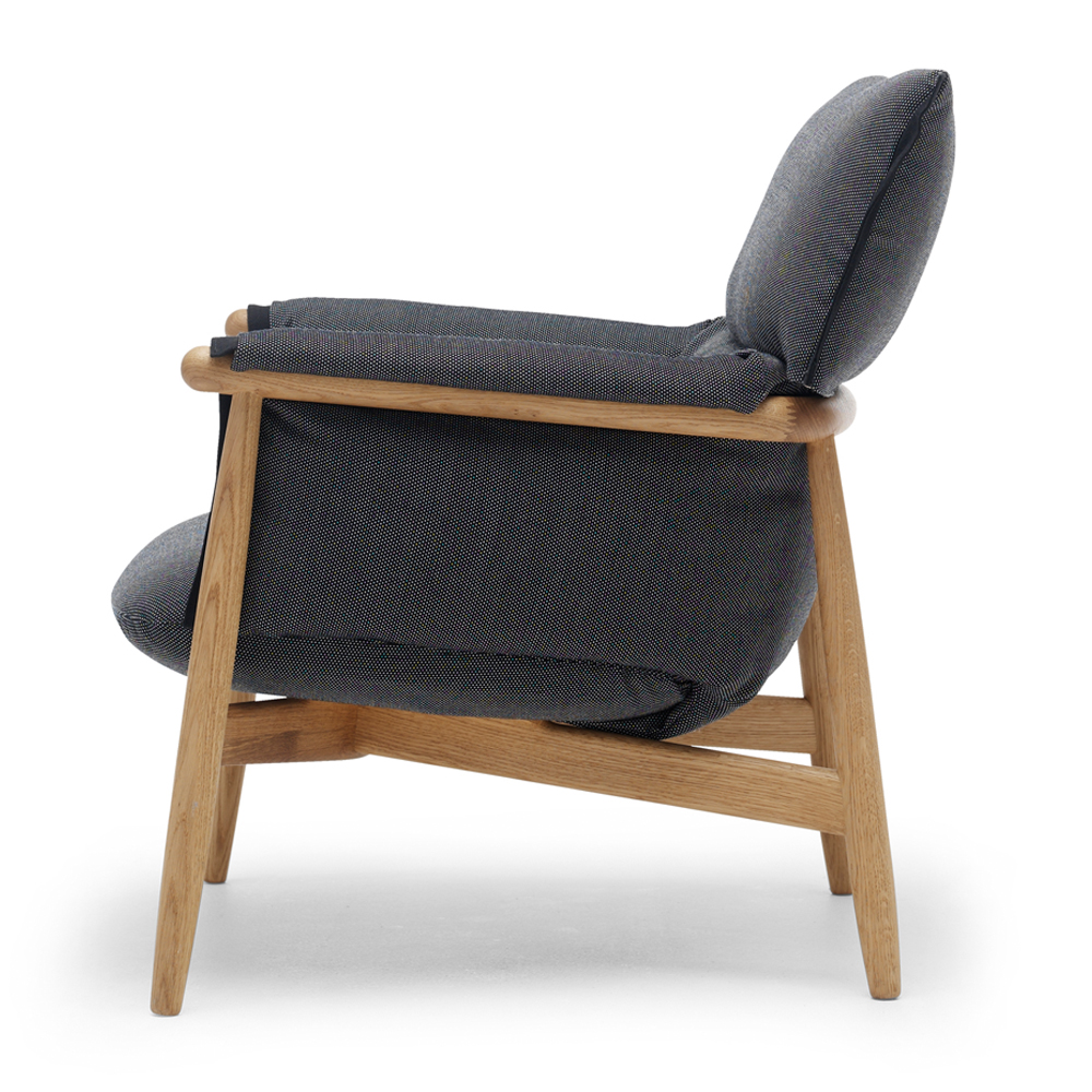 E015 Embrace Lounge