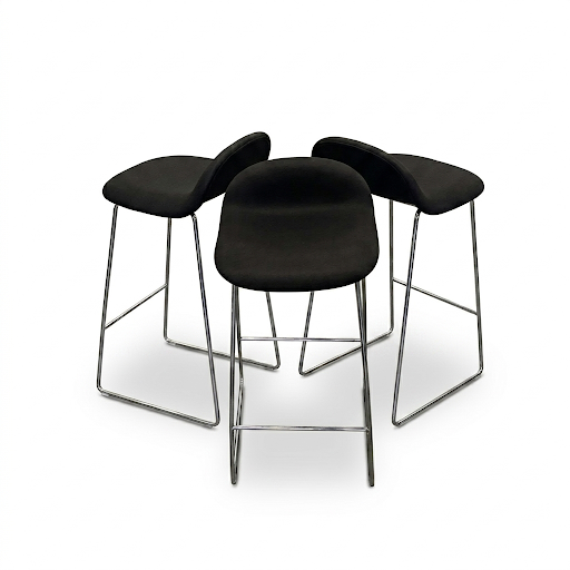 gubi-3d-stool-0cc93500-52e1-4879-8789-5c0290e80d86
