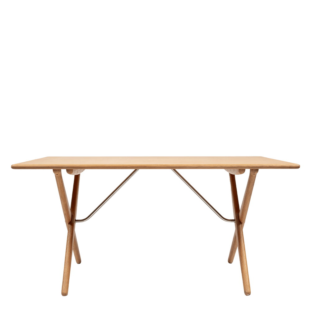 pp-mobler-wegner-pp84-cross-legged-sofa-table-oak-oil-1