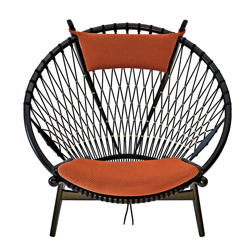 PP130 Circle Chair