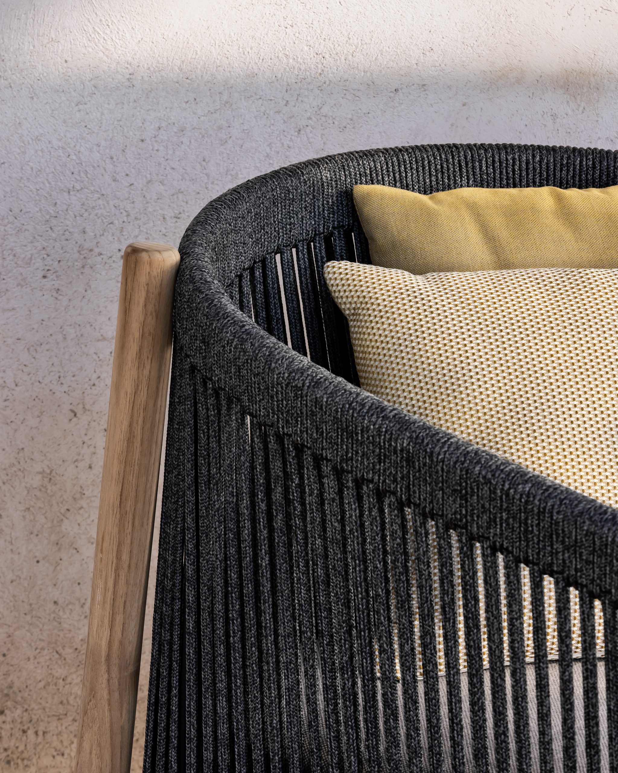 VincentSheppard_LentoLoungeChair_A3_300DPI